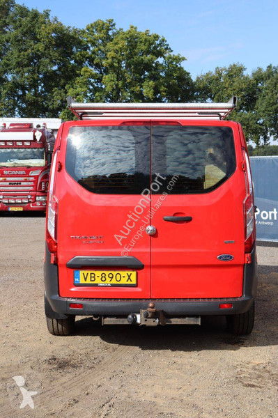Véhicule utilitaire Ford
