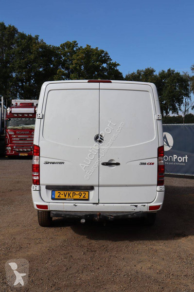 Véhicule utilitaire Mercedes 906 KA 35 SPRINTER...