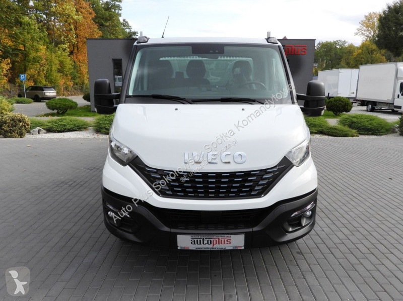 Véhicule utilitaire Iveco 35C16 DAILY