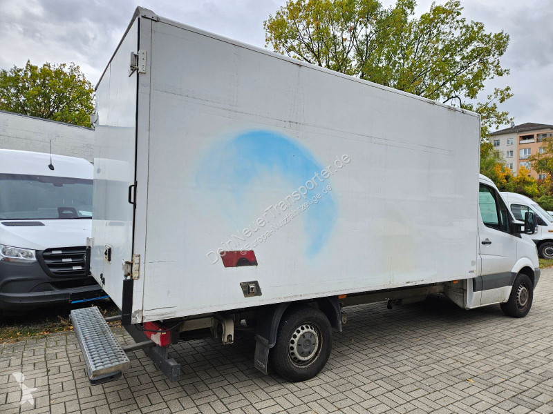 Véhicule utilitaire Mercedes 311 CDI KOFFER TÜV...