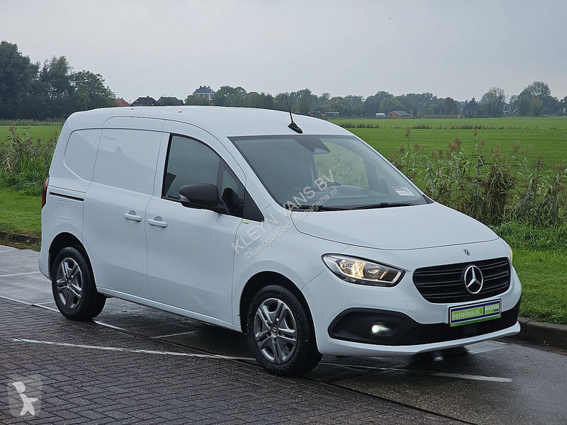 Véhicule utilitaire Mercedes 110 CDI ac carplay...
