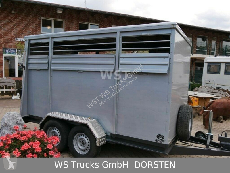 Véhicule utilitaire  Einstock Tandem...
