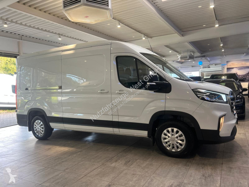 Véhicule utilitaire Maxus 9 2.0 TDCi L3H2...