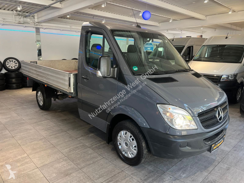 Véhicule utilitaire Mercedes 319 CDI V6...