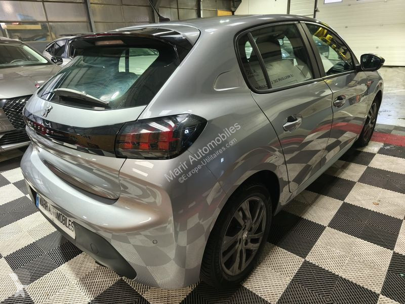 Véhicule utilitaire Peugeot 208