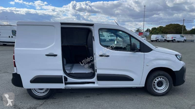 Véhicule utilitaire Peugeot