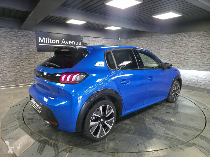 Véhicule utilitaire Peugeot 1.2i PureTech 12V -...