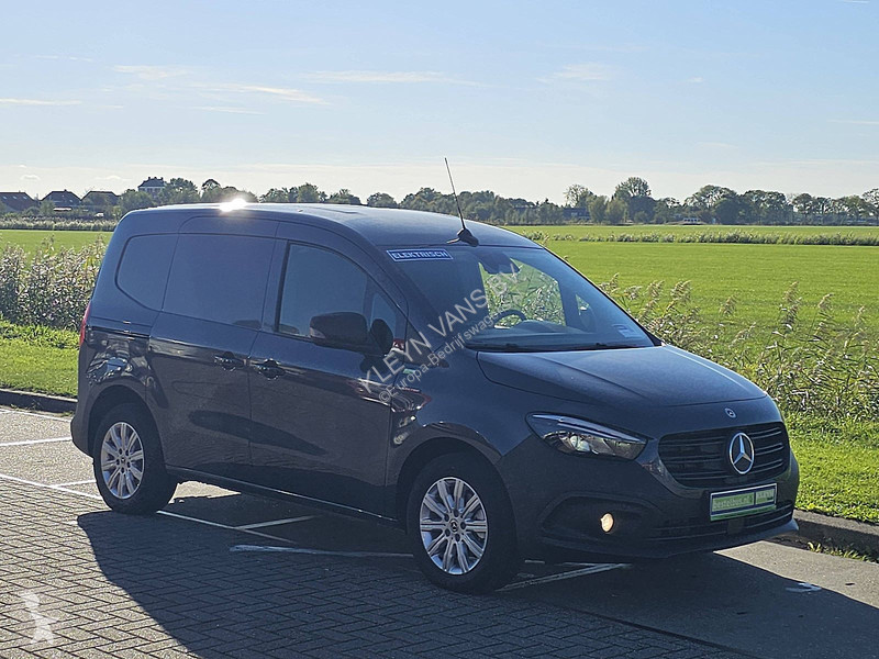 Véhicule utilitaire Mercedes 51kWh L1 290Km WLTP e
