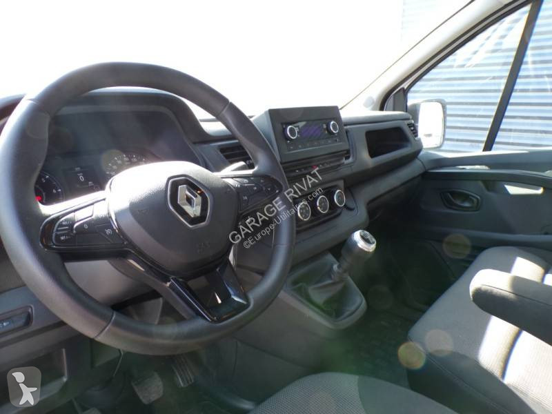 Véhicule utilitaire Renault L2H1 DCI 130