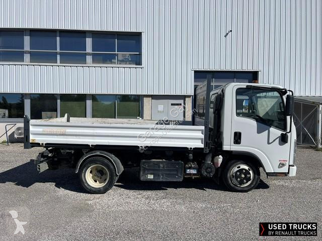 Véhicule utilitaire Isuzu