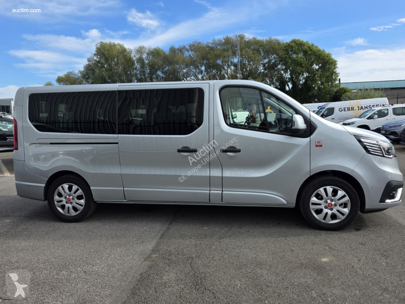 Véhicule utilitaire Renault trafic