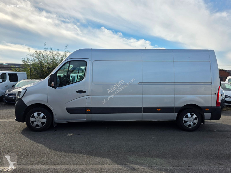 Véhicule utilitaire Renault master