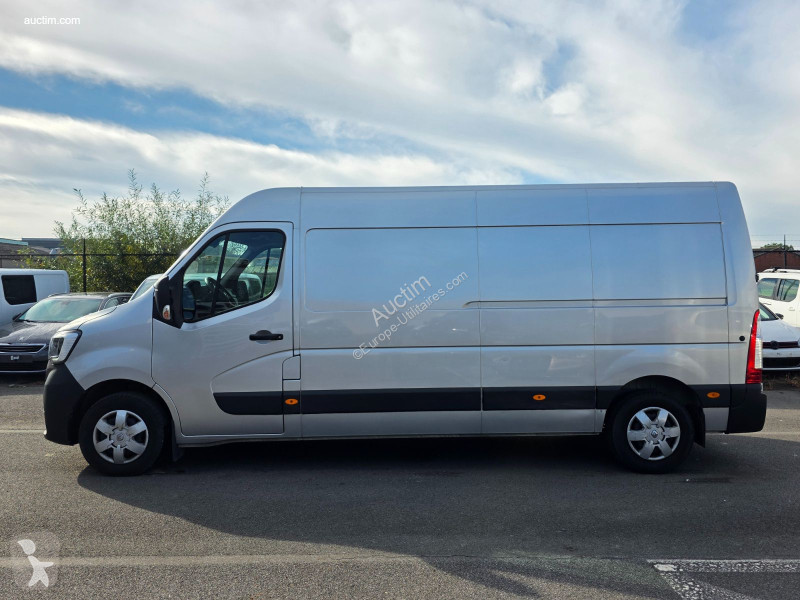 Véhicule utilitaire Renault master