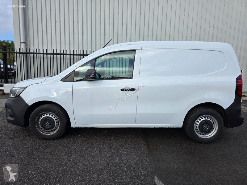 Véhicule utilitaire Renault kangoo