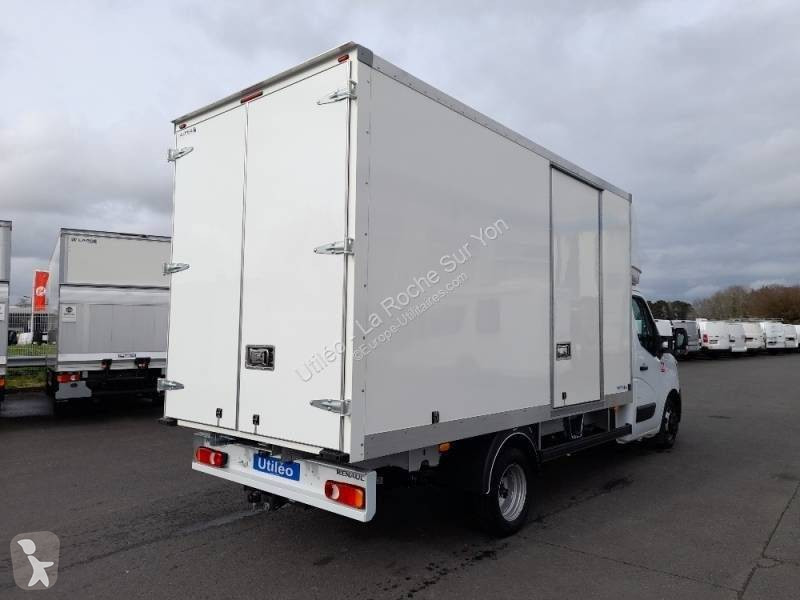 Véhicule utilitaire Renault RJ3500 L4 2.3 DCI...