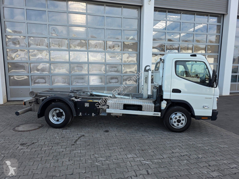 Véhicule utilitaire Mitsubishi Fuso 7C18 4x2...