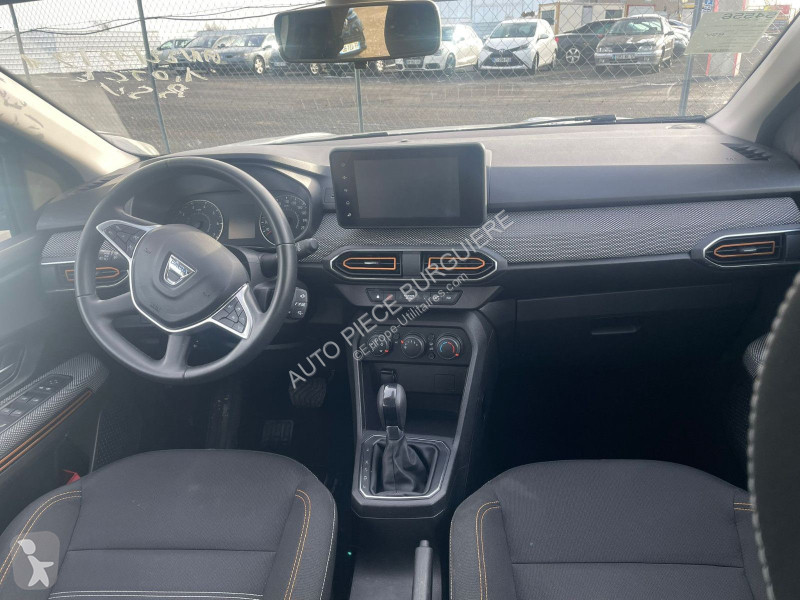 Véhicule utilitaire Dacia TCe 90 Easy-R Stepway...