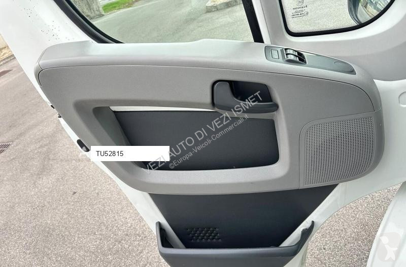 Véhicule utilitaire Fiat ducato