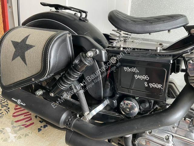 Véhicule utilitaire  Road King FLHR