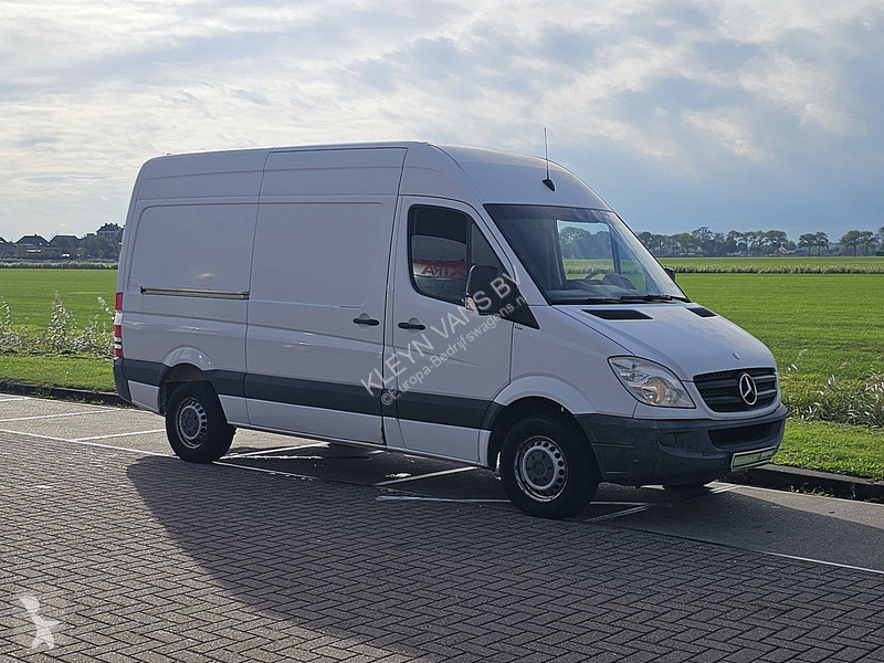 Véhicule utilitaire Mercedes 316 CDI L2H2...
