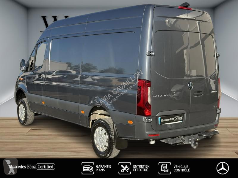 Véhicule utilitaire Mercedes 319 CDI 4X4...