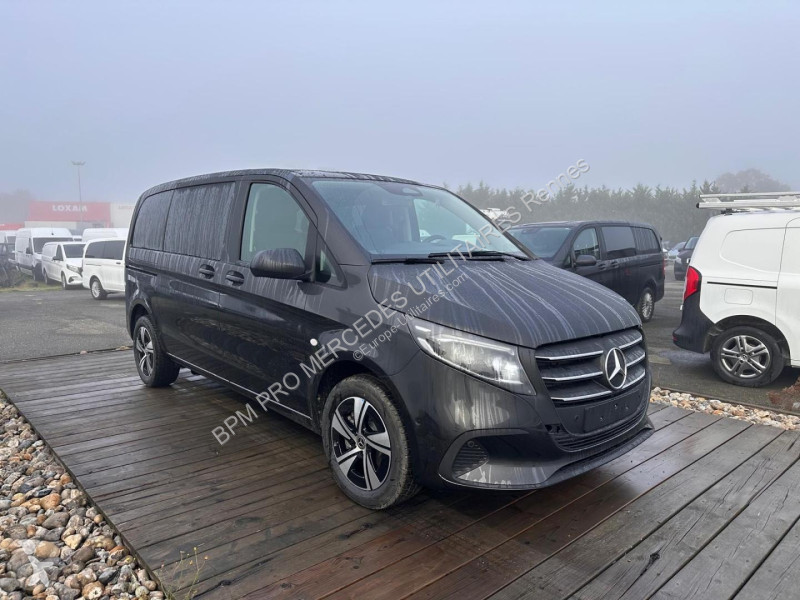 Véhicule utilitaire Mercedes Fg 119 CDI Compact...