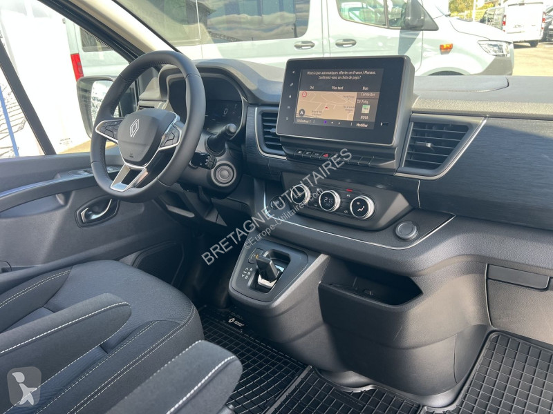 Užitkové vozidlo Renault TRAFIC III FG NEUF:...