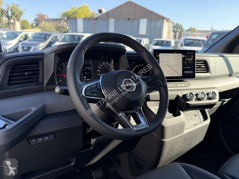 Nissan INTERSTAR FG NEUF: L3H2 3T5 2.0 DCI...