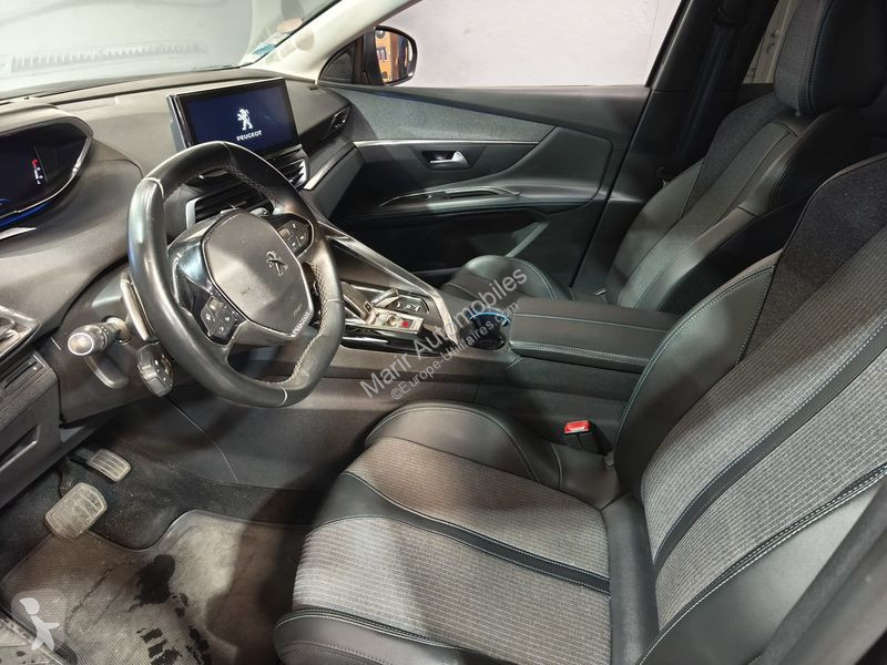 Véhicule utilitaire Peugeot
