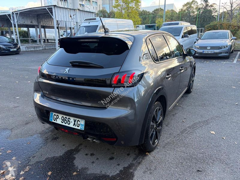 Véhicule utilitaire Peugeot 1.2 130cv S&S GT...