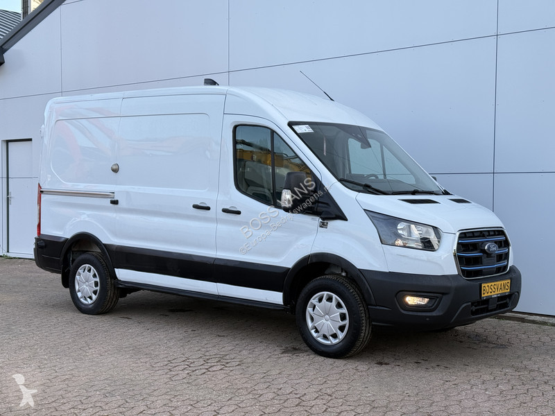 Véhicule utilitaire Ford e 68kWh 184PK E-