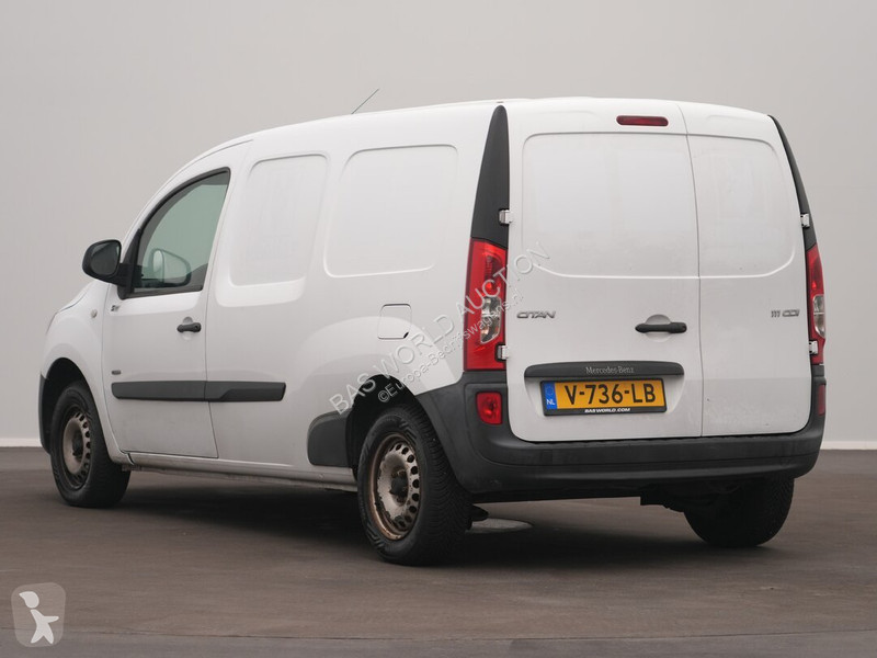 Véhicule utilitaire Mercedes 111 CDI