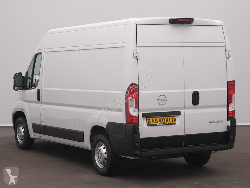 Véhicule utilitaire Opel 140PK