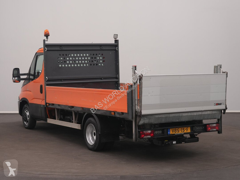 Véhicule utilitaire Iveco 35C14