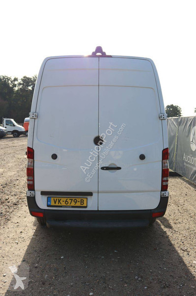 Véhicule utilitaire Mercedes