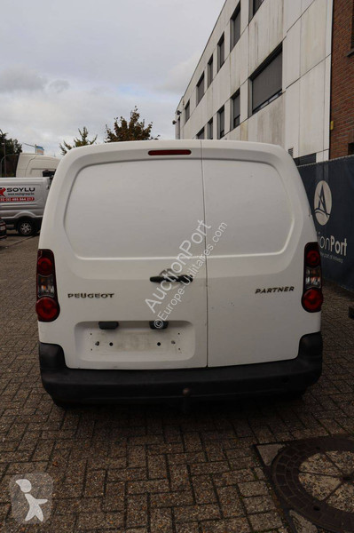 Véhicule utilitaire Peugeot