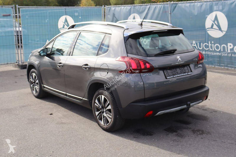 Véhicule utilitaire Peugeot