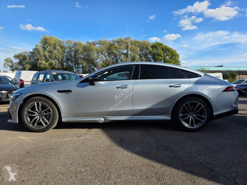 Véhicule utilitaire Mercedes amg gt 43
