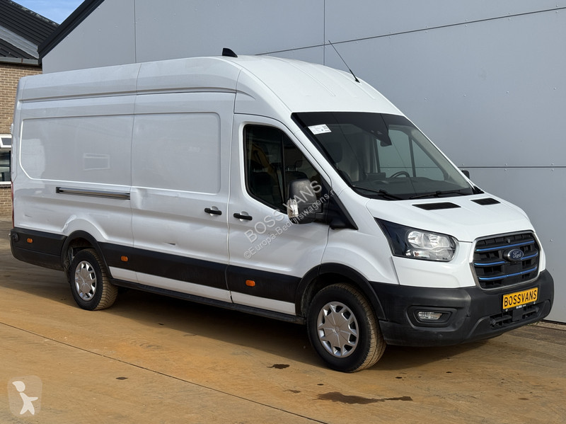 Véhicule utilitaire Ford e 68kWh 184PK E-