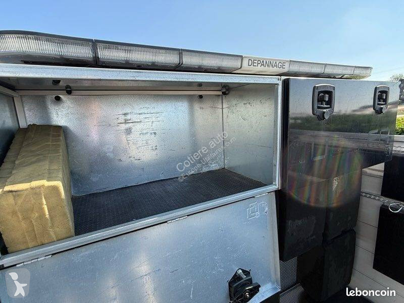 Véhicule utilitaire Fiat 140 MJT
