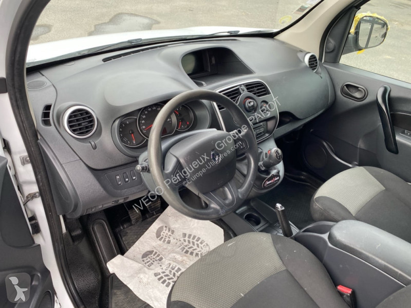 Véhicule utilitaire Renault Maxi 1.5 Blue dCi...