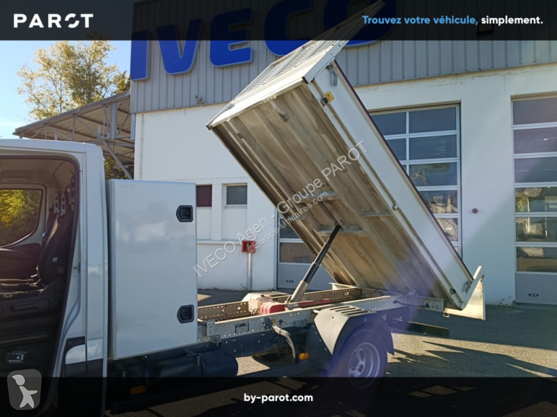 Véhicule utilitaire Iveco 35C16H empattement...