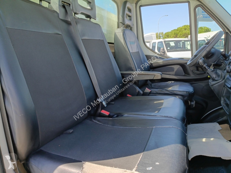 Véhicule utilitaire Iveco 35C14 Empattement...