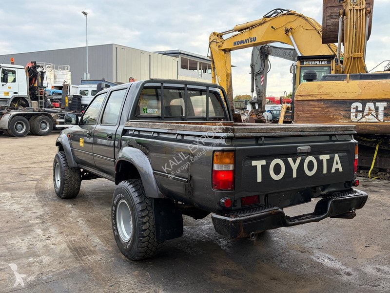 Véhicule utilitaire Toyota - 2.4 Petrol Engine...