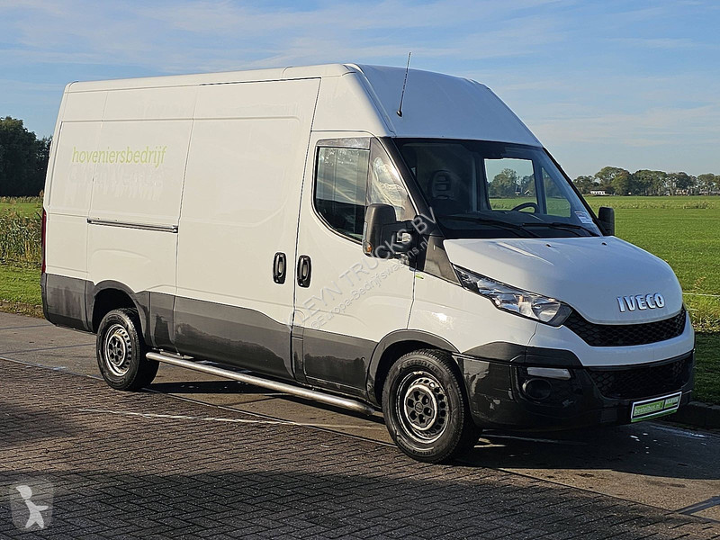 Véhicule utilitaire Iveco 35S13 L2H2 ac...