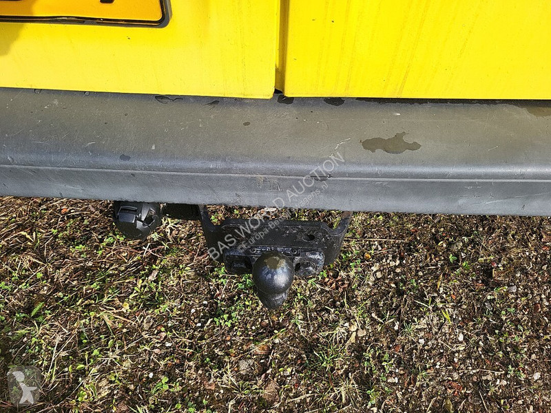 Véhicule utilitaire Opel 90PK