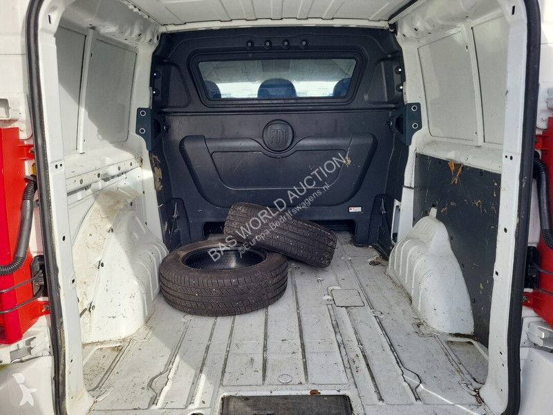 Véhicule utilitaire Fiat 90pk