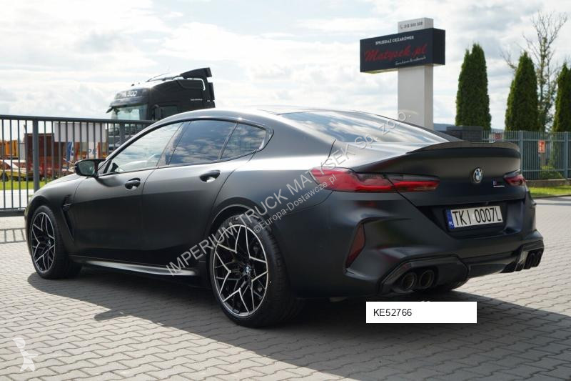 Véhicule utilitaire BMW M8