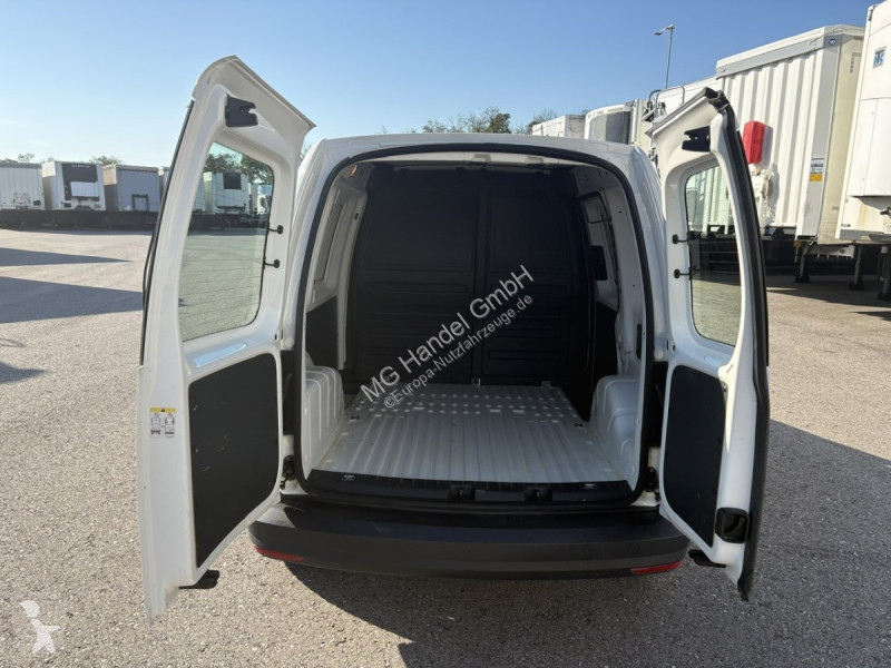 Véhicule utilitaire Volkswagen Caddy  2.0 TDI...