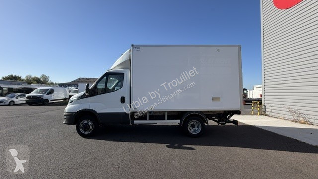 Užitkové vozidlo Iveco FRIGO 12M3 160 CV ROUES...